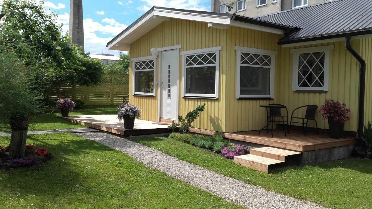 Haavalehe Summer House Hapsal Exteriör bild